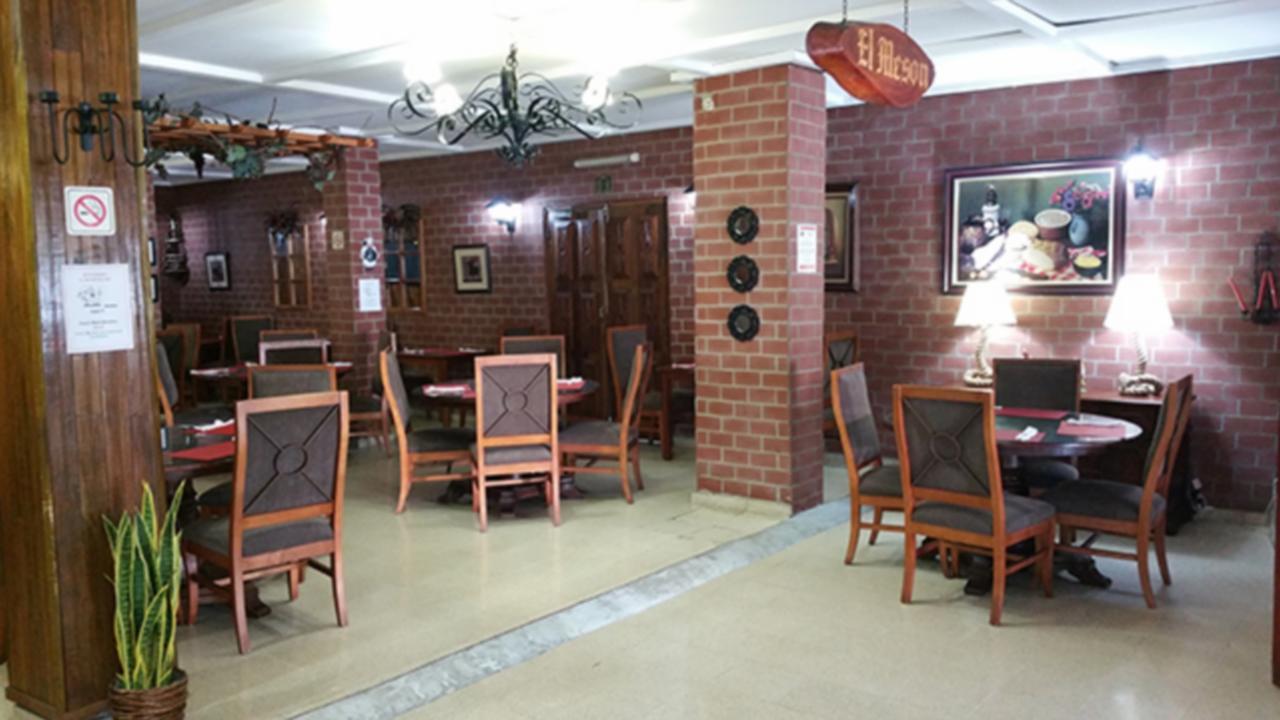 Hotel Rex Чітре Екстер'єр фото